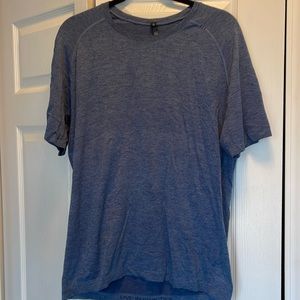 Lululemon men’s athletic shirt.